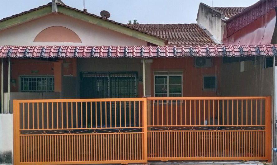 Homestay Ummi Razzin Kuala Kangsar Εξωτερικό φωτογραφία